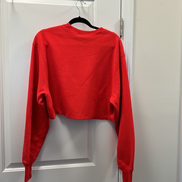 Champion Crop Sweatshirt - Picture 3 of 3